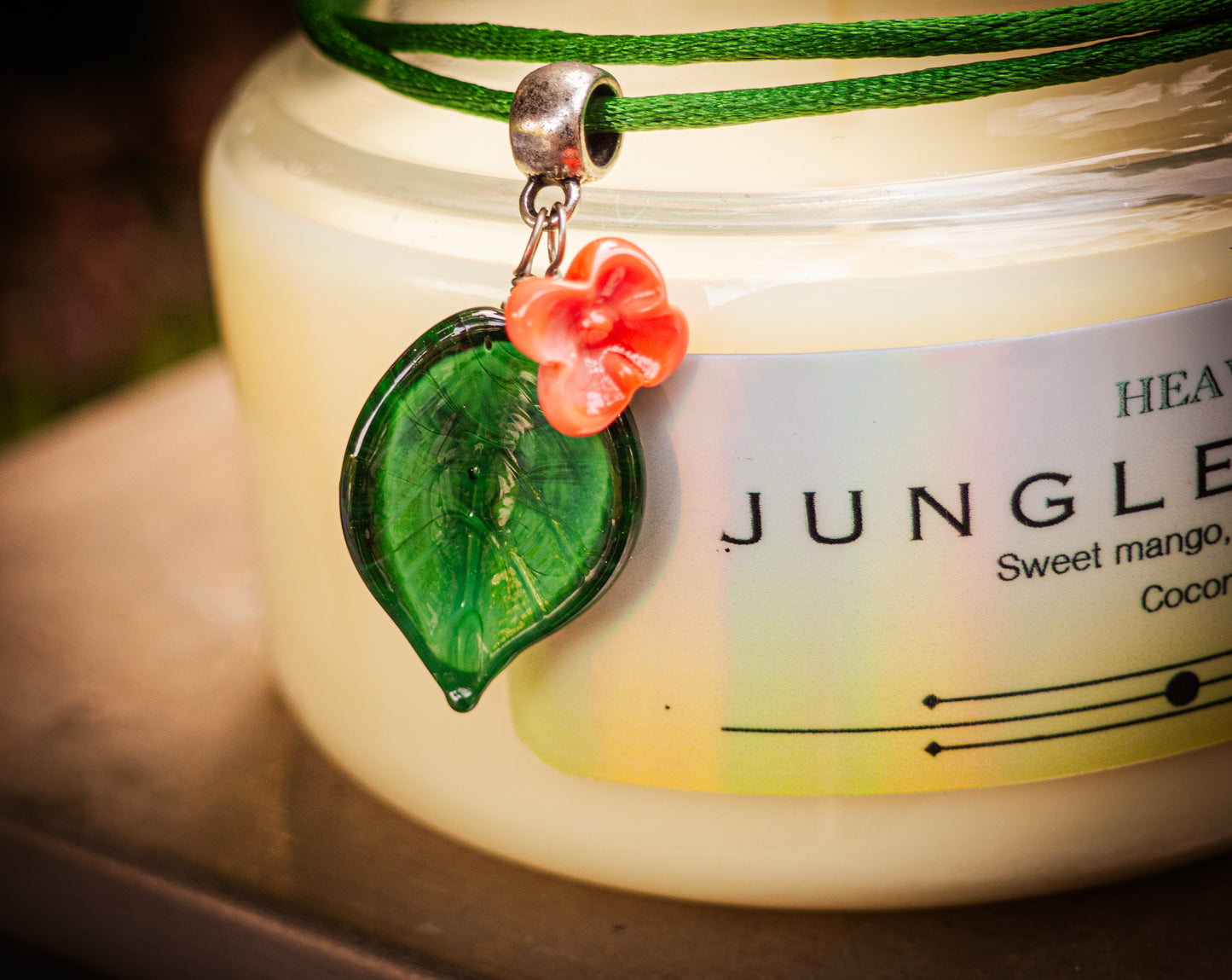 Luxury Fragrance Candle with LE Glass Pendant by Heaven and Earth - Jungle Escapade